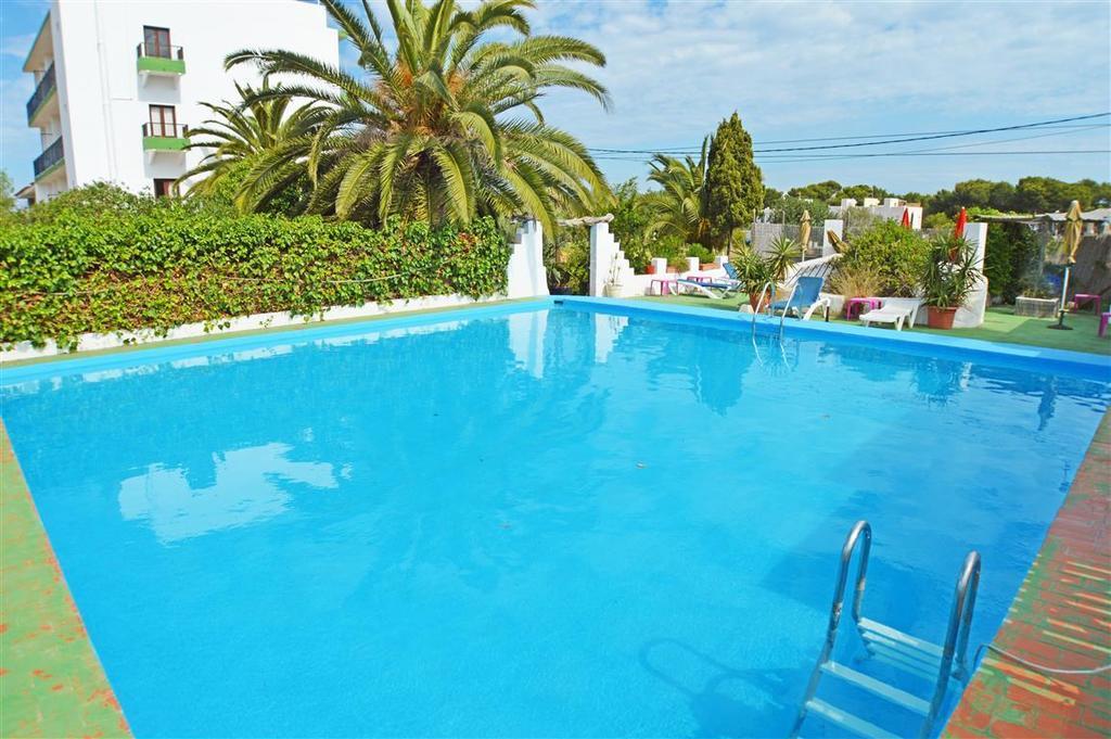 Hotel Flamingo Es Cana Eksteriør billede